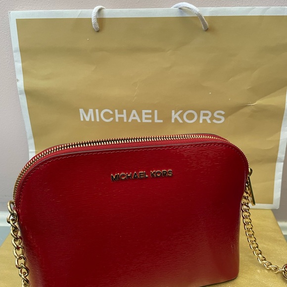 Michael Kors Cindy Large Dome Pattern Leather Red Crossbody - Picture 2 of 3